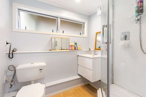 Photo of property in 26 Kaikoura Street, Henderson, Auckland, 0612