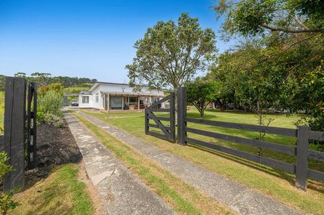 Photo of property in 2744 Kaipara Coast Highway, Glorit, Warkworth, 0984