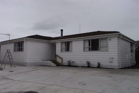 Photo of property in 397 Bucklands Beach Road, Bucklands Beach, Auckland, 2012