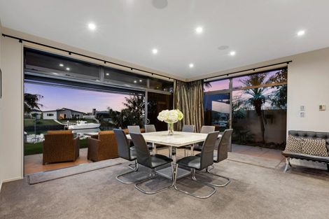 Photo of property in 12 Rauiri Drive, One Tree Point, 0118