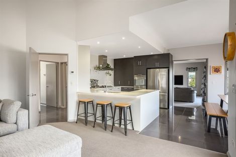 Photo of property in 18 Peel Lane, Aotea, Porirua, 5024