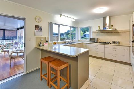 Photo of property in 2 Tuakura Way, The Gardens, Auckland, 2105