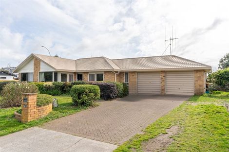 Photo of property in 1 Commodore Avenue, Flagstaff, Hamilton, 3210