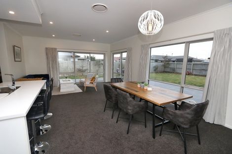 Photo of property in 8 Whiteoak Grove, Tinwald, Ashburton, 7700