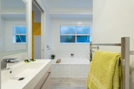 Photo of property in 7 Raiha Street, Papamoa Beach, Papamoa, 3118