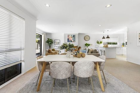 Photo of property in 5 Grenache Place, Rototuna, Hamilton, 3210