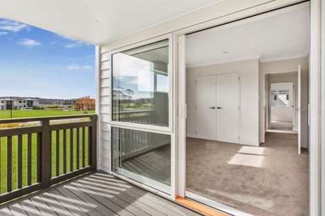 Photo of property in 54 Craigs Way, Hobsonville, Auckland, 0616