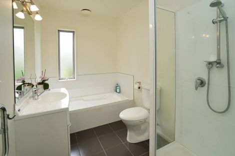 Photo of property in 30d Charlemont Street, Whitiora, Hamilton, 3200