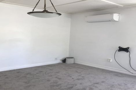 Photo of property in 15 Charlotte Avenue, Brooklyn, Wellington, 6021