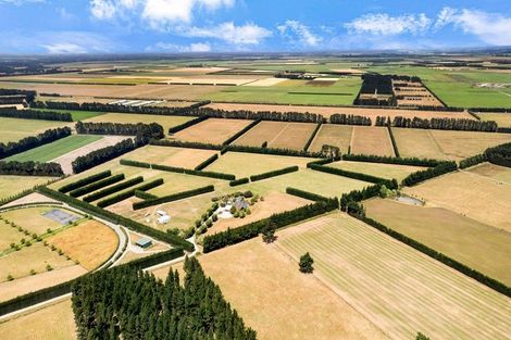 Photo of property in 923 Hoskyns Road, West Melton, Christchurch, 7671