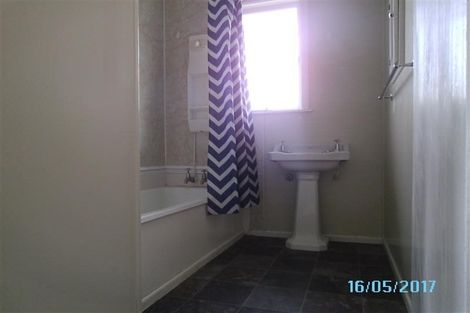 Photo of property in 654-656 Waikawa Beach Road, Waikawa Beach, Levin, 5573