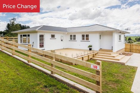 Photo of property in 100 Hastings Street, Halcombe, 4779