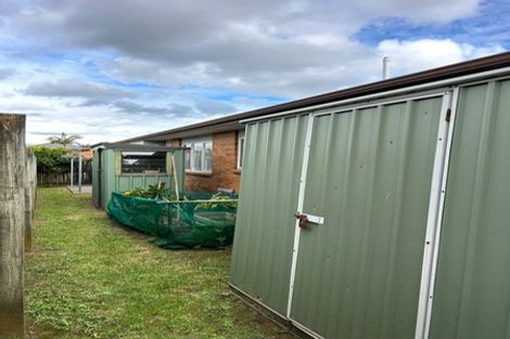 Photo of property in 5 Fitchburg Place, Mangere, Auckland, 2022