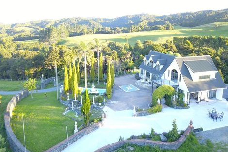 Photo of property in 797 Millbrook Road, Waipu, 0582