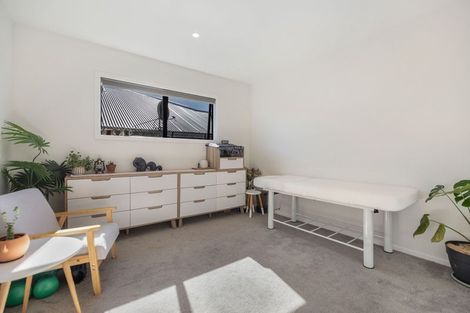 Photo of property in 13 Leicester Street, Jacks Point, 9371