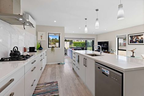 Photo of property in 8 Michelia Lane, Kaukapakapa, Helensville, 0875