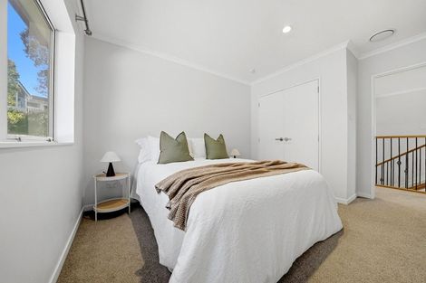 Photo of property in 152a Weatherly Road, Torbay, Auckland, 0630