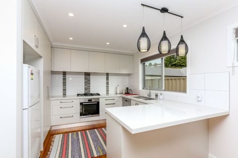 Photo of property in 6 Fern Lane, Whalers Gate, New Plymouth, 4310