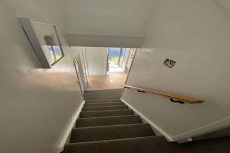Photo of property in 13 Caspian Close, New Lynn, Auckland, 0600