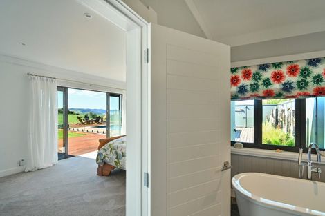 Photo of property in 63 Waipuka Road, Waimarama, Havelock North, 4294