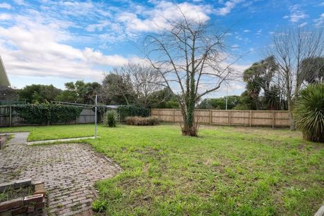 Photo of property in 22 Besant Place, Avondale, Christchurch, 8061