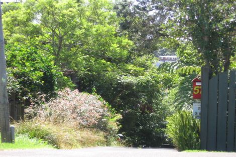 Photo of property in 2/57 Rangatira Road, Beach Haven, Auckland, 0626