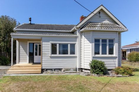 Photo of property in 17a Brookes Terrace, Waitara, 4320