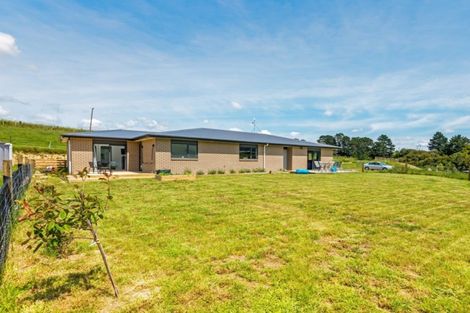 Photo of property in 149 Albert Road, Tokomaru, Palmerston North, 4474