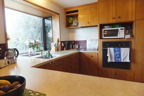 Photo of property in 3 Regency Crescent, Redwood, Christchurch, 8051