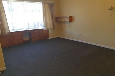 Photo of property in 53 Tauhinu Road, Miramar, Wellington, 6022