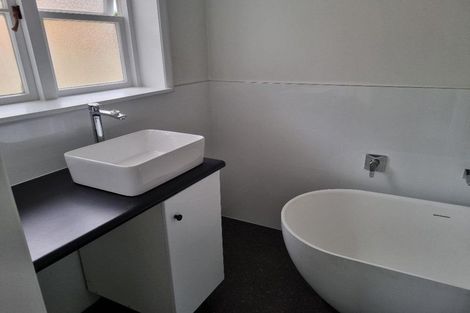 Photo of property in 1 Marire Avenue, Frankton, Hamilton, 3204