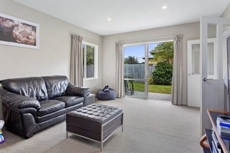 Photo of property in 9 Pukeko Place, Rangiora, 7400