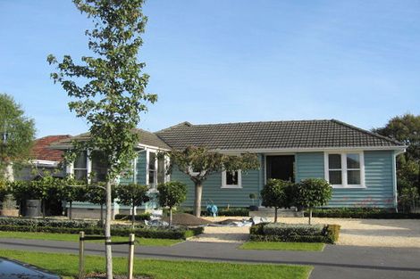 Photo of property in 107 Hamilton Avenue, Ilam, Christchurch, 8041