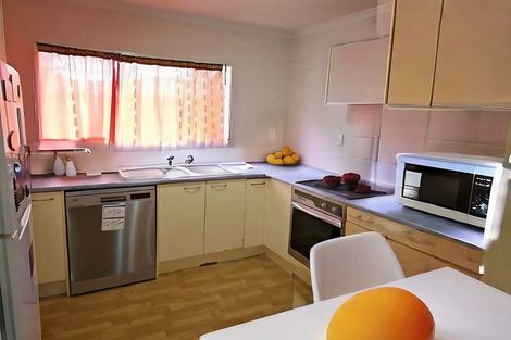 Photo of property in 42 Medvale Avenue, Flat Bush, Auckland, 2019