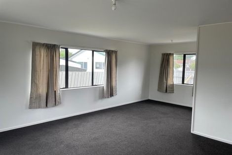 Photo of property in 1/100 Shifnal Drive, Randwick Park, Auckland, 2105