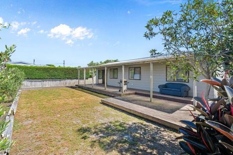 Photo of property in 62 Atkinson Avenue, Otaki Beach, Otaki, 5512