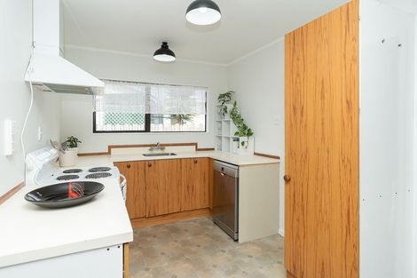 Photo of property in 37 Balmerino Crescent, Pukete, Hamilton, 3200