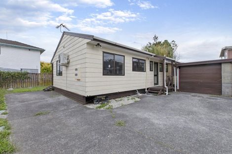 Photo of property in 2/25 Margaret Road, Papatoetoe, Auckland, 2025