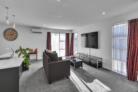 Photo of property in 10 Bofors Close, Wigram, Christchurch, 8042