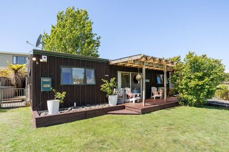 Photo of property in 1 Poplar Street, Whitianga, 3510