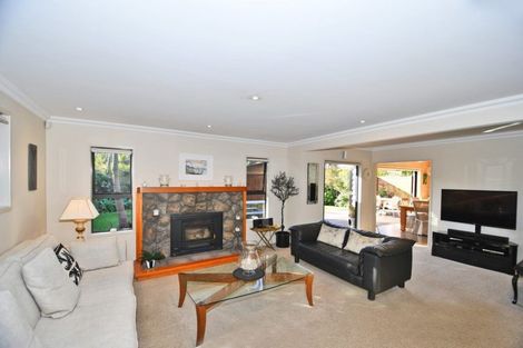 Photo of property in 2 Wonderview Road, Leigh, 0985