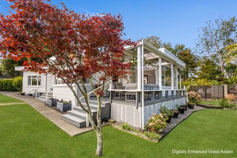 Photo of property in 17 Tulloch Street, Saint Johns Hill, Whanganui, 4500