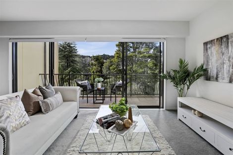 Photo of property in 5/7 The Avenue, Albany, Auckland, 0632