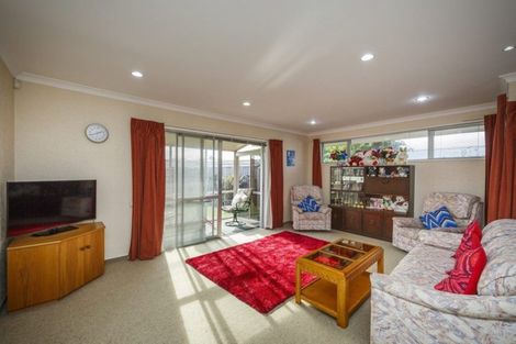 Photo of property in 29b Raglan Avenue, Cloverlea, Palmerston North, 4412