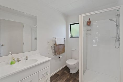 Photo of property in 90 Wirihana Road, Hawera, 4674