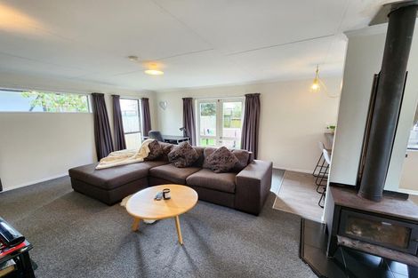Photo of property in 77a Pahiatua Street, Hokowhitu, Palmerston North, 4410