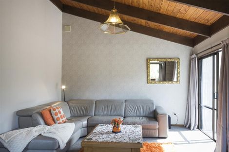 Photo of property in 16 Dunsinane Place, Marton, 4710