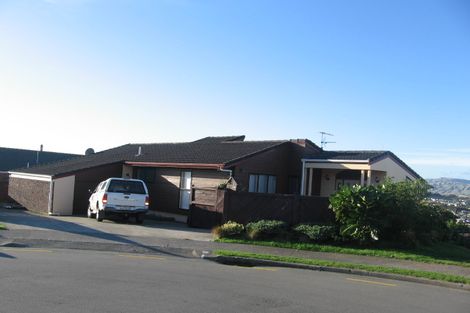 Photo of property in 39 Tuna Terrace, Titahi Bay, Porirua, 5022