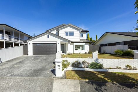 Photo of property in 16 Comeskey Grove, Elderslea, Upper Hutt, 5018