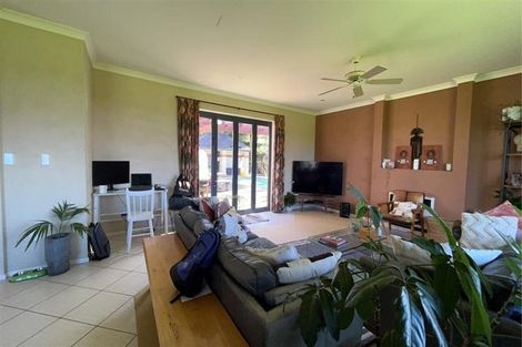 Photo of property in 9 Broadwood Rise, Kumeu, 0892